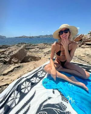 Carlotad26 OnlyFans Leaked Free Thumbnail Picture - #5fou85kdWc