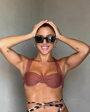 Carlotad26 OnlyFans Leaked Free Thumbnail Picture - #Ia6AcXuDja