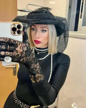 Carlotad26 OnlyFans Leaked Free Thumbnail Picture - #KJ9fZlg3Oc