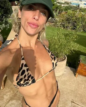Carlotad26 OnlyFans Leaked Free Thumbnail Picture - #dUwsvioO28