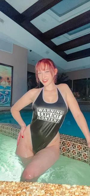 Carlotta Champagne OnlyFans Leaked Free Thumbnail Picture - #VwEHTALgwO