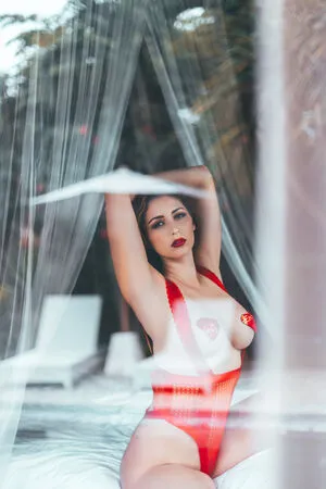 Carlotta Champagne OnlyFans Leaked Free Thumbnail Picture - #WGdYqiSUB0
