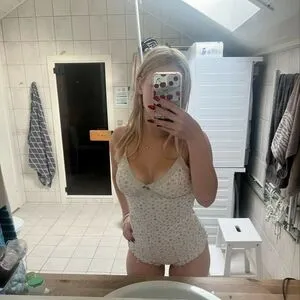 Carlottadre OnlyFans Leaked Free Thumbnail Picture - #I4ffvoAViC