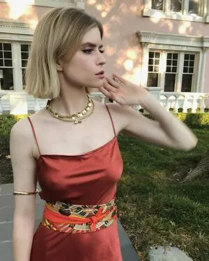 Carlson Young OnlyFans Leaked Free Thumbnail Picture - #ffG8nR6Rga