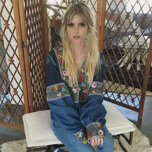Carlson Young OnlyFans Leaked Free Thumbnail Picture - #pqaHnsASbN