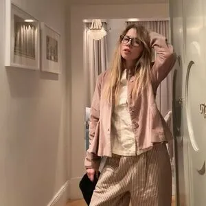 Carly Rae Jepsen OnlyFans Leaked Free Thumbnail Picture - #3ncAMqoodz