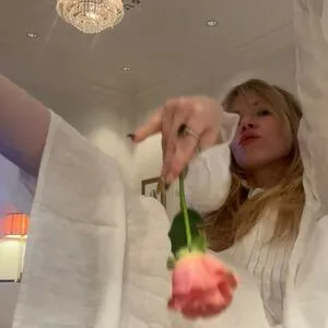 Carly Rae Jepsen OnlyFans Leaked Free Thumbnail Picture - #LtqylQrxC7