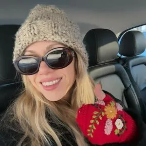 Carly Rae Jepsen OnlyFans Leaked Free Thumbnail Picture - #w4kUIa6sw0
