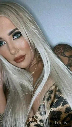 Carlyelectricfree OnlyFans Leaked Free Thumbnail Picture - #9q446JMuZo