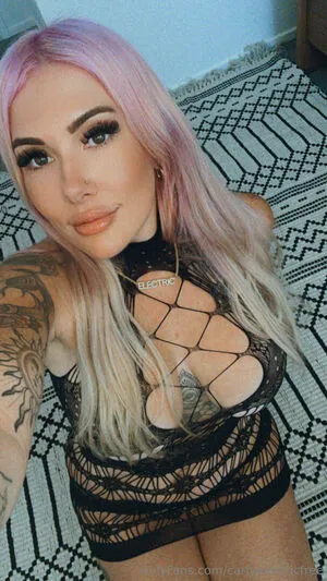 Carlyelectricfree OnlyFans Leaked Free Thumbnail Picture - #EP2mx8JfdB