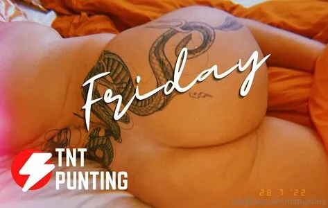 Carlyelectriclive OnlyFans Leaked Free Thumbnail Picture - #28jJKwrr8r
