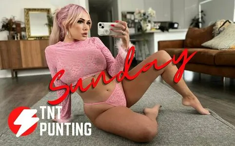 Carlyelectriclive OnlyFans Leaked Free Thumbnail Picture - #FeG6yThl4a