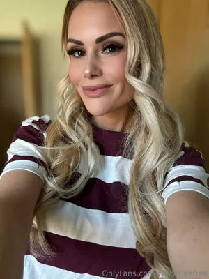 Carlymaefree OnlyFans Leaked Free Thumbnail Picture - #ZOiofVNQhY