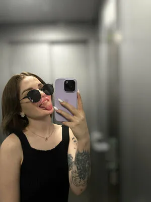 Carlyonlycarly OnlyFans Leaked Free Thumbnail Picture - #JlqKUP39xV