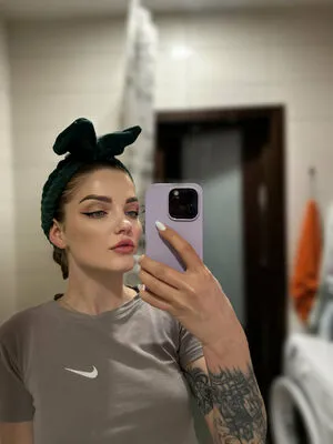 Carlyonlycarly OnlyFans Leaked Free Thumbnail Picture - #bukQ7TprR0