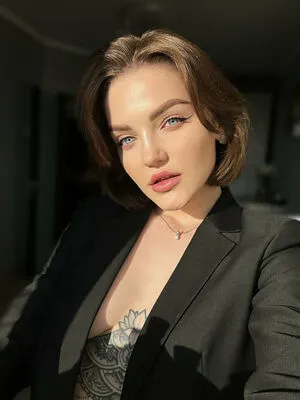 Carlyonlycarly OnlyFans Leaked Free Thumbnail Picture - #nLeXX62XXy