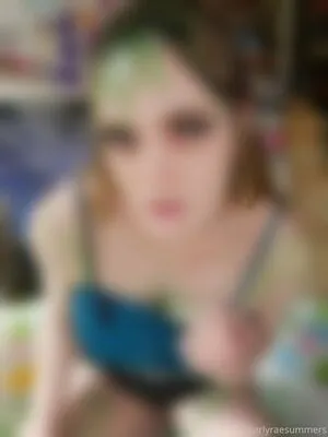 Carlyraesummers OnlyFans Leaked Free Thumbnail Picture - #0UtDL3ekAt