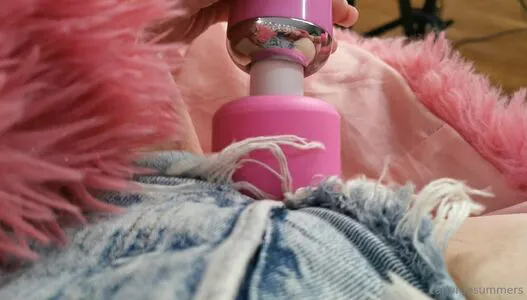 Carlyraesummers OnlyFans Leaked Free Thumbnail Picture - #0sKenNtBRJ