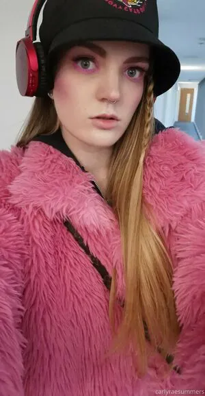 Carlyraesummers OnlyFans Leaked Free Thumbnail Picture - #JoJuhUHd0Q