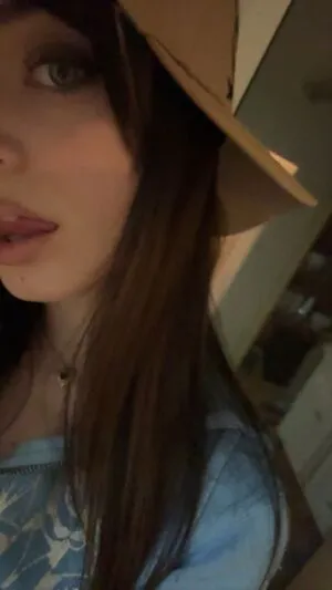 Carmaxlla OnlyFans Leaked Free Thumbnail Picture - #AIryuqnIgM