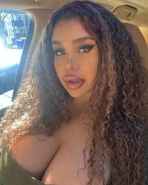 Carmela Habibi OnlyFans Leaked Free Thumbnail Picture - #03exONWMxv