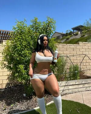 Carmela Habibi OnlyFans Leaked Free Thumbnail Picture - #yBIg9aKfBZ