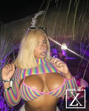 Carmellaxo OnlyFans Leaked Free Thumbnail Picture - #8AgWgdAU6Q