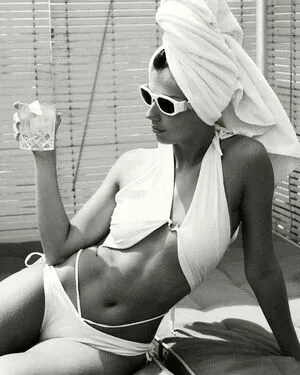 Carmen Arrufat OnlyFans Leaked Free Thumbnail Picture - #I9TA3Mla9K