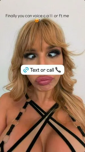 Carmen Caliente OnlyFans Leaked Free Thumbnail Picture - #OzvwFKcyAS