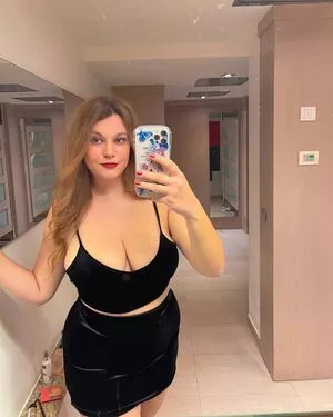 Carmen Curvy OnlyFans Leaked Free Thumbnail Picture - #LpsR6N3LV7