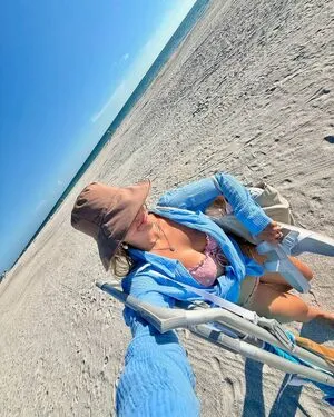 Carmen Elaine OnlyFans Leaked Free Thumbnail Picture - #oTJTs4ZHcA