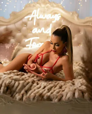 Carmen Osovnikar OnlyFans Leaked Free Thumbnail Picture - #0YzKMOg7YE