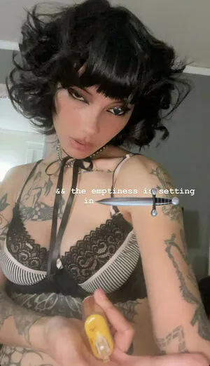 Carmenhollow OnlyFans Leaked Free Thumbnail Picture - #pZTkgZ2N8D