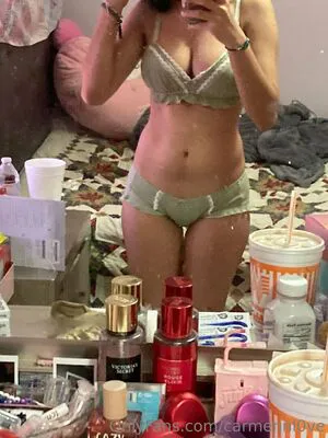 Carmennl0ve OnlyFans Leaked Free Thumbnail Picture - #g7mpV1QwI0