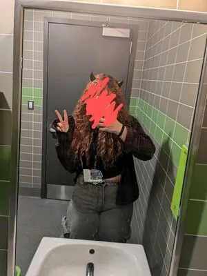 Carmilla Roux OnlyFans Leaked Free Thumbnail Picture - #HxdG9hxaCL