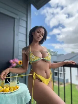 Carminerose OnlyFans Leaked Free Thumbnail Picture - #soJfEm1N3J