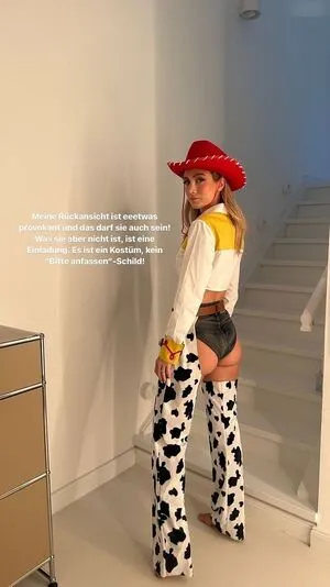 Carmushka OnlyFans Leaked Free Thumbnail Picture - #3cDgXeha2a