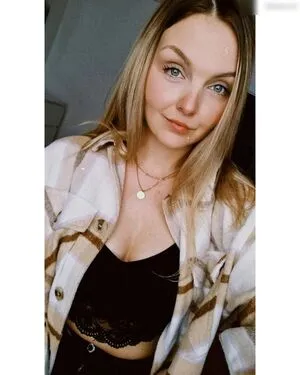 Caro OnlyFans Leaked Free Thumbnail Picture - #4Iy6GTNqNi