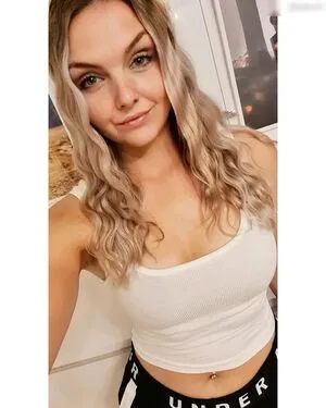Caro OnlyFans Leaked Free Thumbnail Picture - #6Ocd9Ooth9