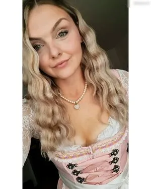 Caro OnlyFans Leaked Free Thumbnail Picture - #G1BJjx71vI