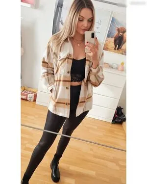 Caro OnlyFans Leaked Free Thumbnail Picture - #b3ISkUUr7s