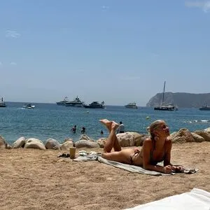 Caro Daur OnlyFans Leaked Free Thumbnail Picture - #4iYbR0srcC