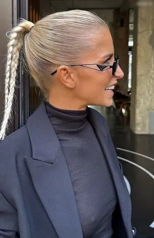 Caro Daur OnlyFans Leaked Free Thumbnail Picture - #6t6ikffRPf