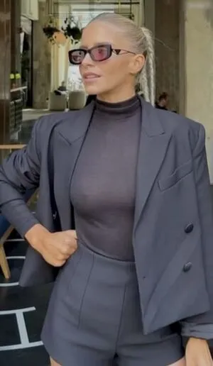 Caro Daur OnlyFans Leaked Free Thumbnail Picture - #DFhZBb5hox