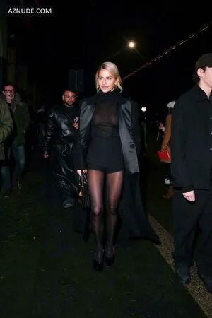 Caro Daur OnlyFans Leaked Free Thumbnail Picture - #J2ByflLJo2