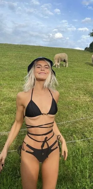 Caro Daur OnlyFans Leaked Free Thumbnail Picture - #QU5kIleXnj