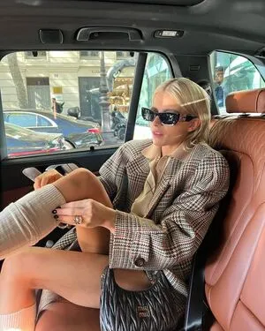 Caro Daur OnlyFans Leaked Free Thumbnail Picture - #XSon6b7VQ1