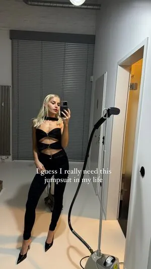 Caro Daur OnlyFans Leaked Free Thumbnail Picture - #e6kDs4sWFu