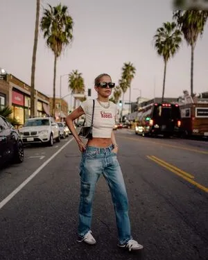 Caro Daur OnlyFans Leaked Free Thumbnail Picture - #iMITPLDmtM