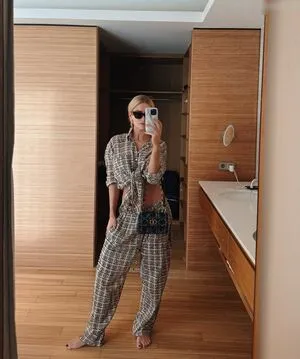 Caro Daur OnlyFans Leaked Free Thumbnail Picture - #mGkNv9j0Zg